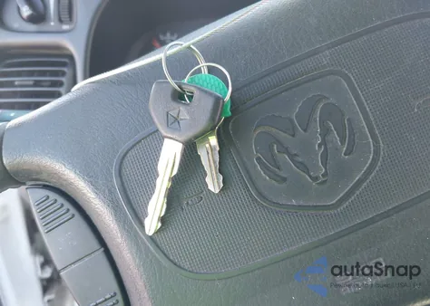 1999 Dodge Ram 2500 St из США, поврежденный, VIN 3B7KF2364XG179555